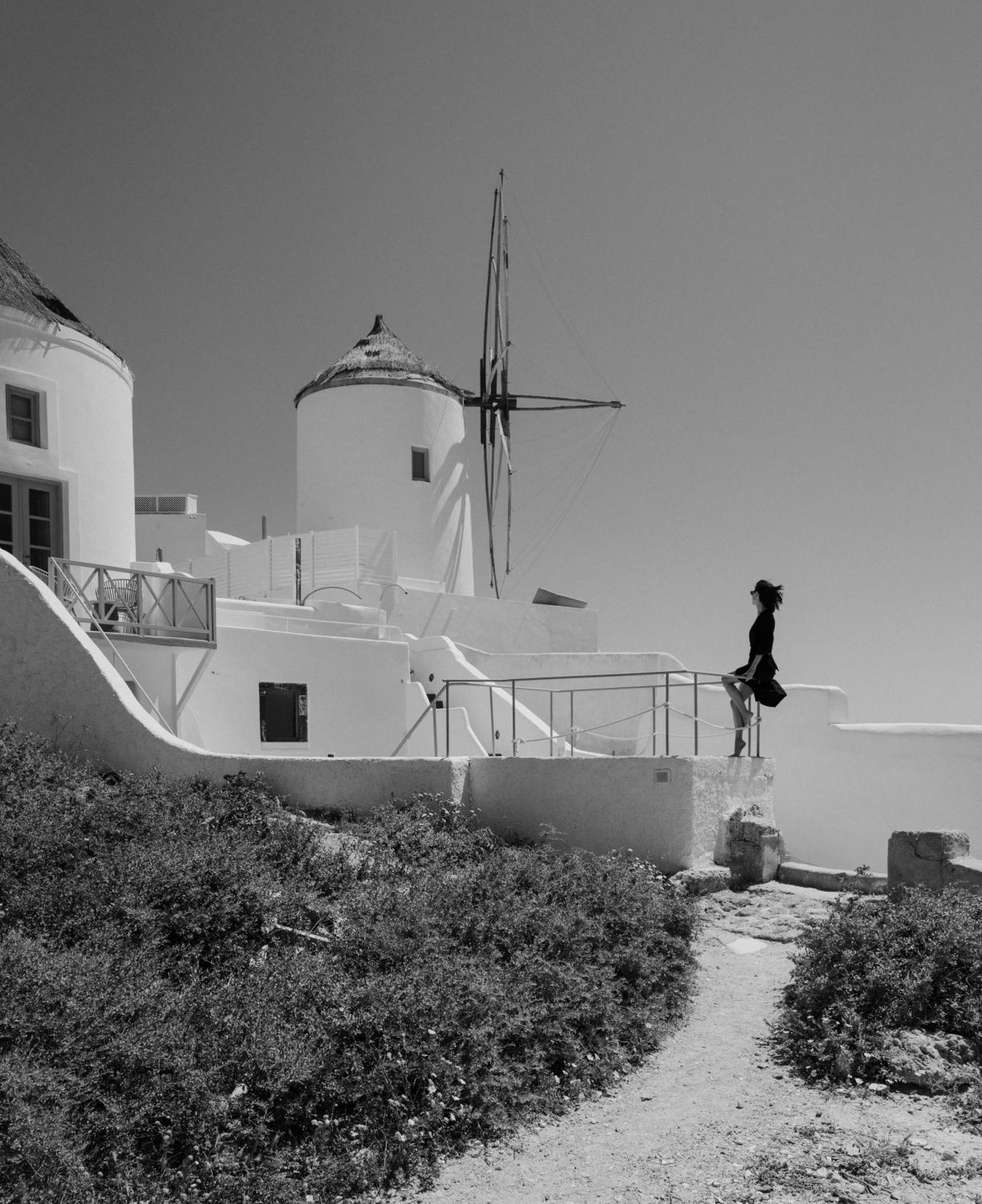Willa The Sunset Windmill